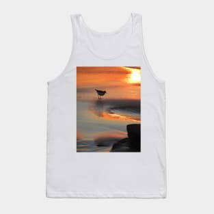 Little bird in the sunset - California Tank Top